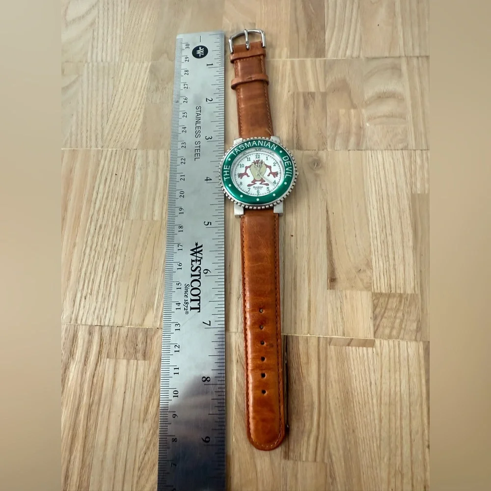 Vintage Armitron Warner bros looney tunes Taz Tasmanian devil watch NEW BATTERY